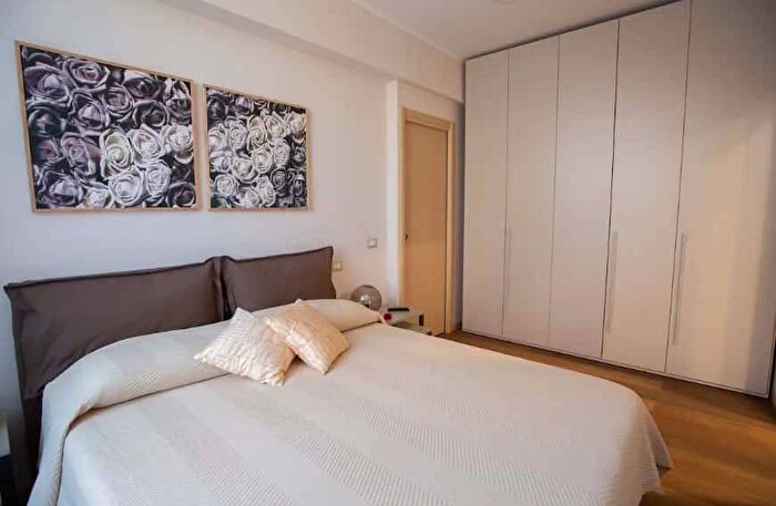 Appartamento bilocale in affitto in Via Molino delle Armi, Ticinese, Milano