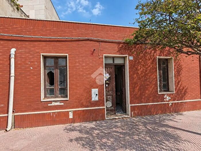 Casa quadrilocale in vendita in Via Cagliari, Oristano