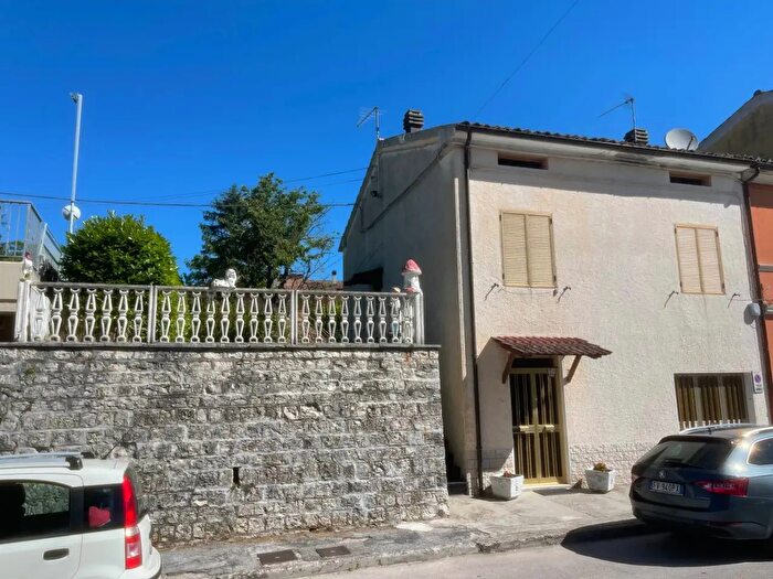 Appartamento quadrilocale in vendita in Cancelli b, Fabriano