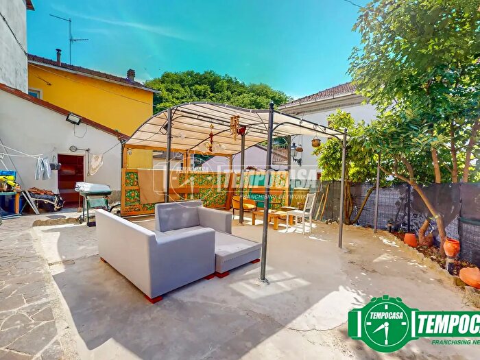 Casa trilocale in vendita in Via Valle Scura, Stazzano