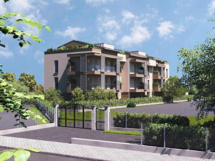 Casa con 6 locali in vendita in Via Roberto Gherardi, Zolino, Imola