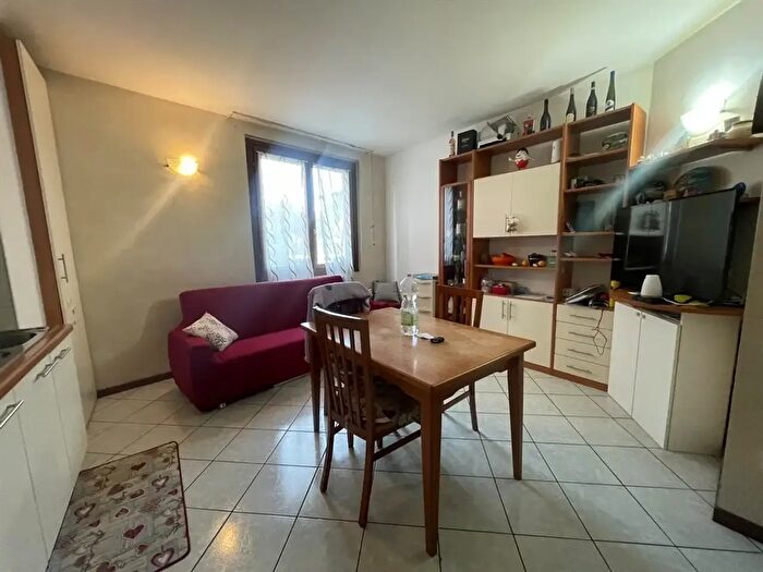 Appartamento bilocale in vendita in Via Giulio De Micheli, Covo