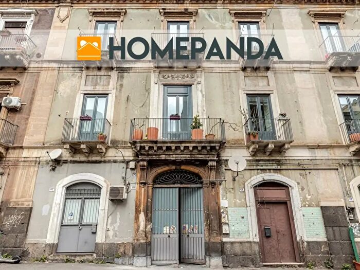 Appartamento con 5 locali in vendita in Via Vittorio Emanuele II, Catania