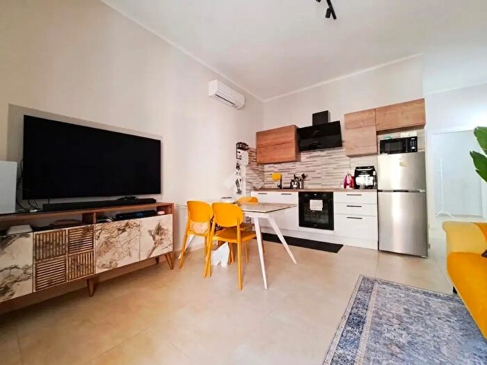 Appartamento bilocale in vendita in Via Ximenes, Follonica