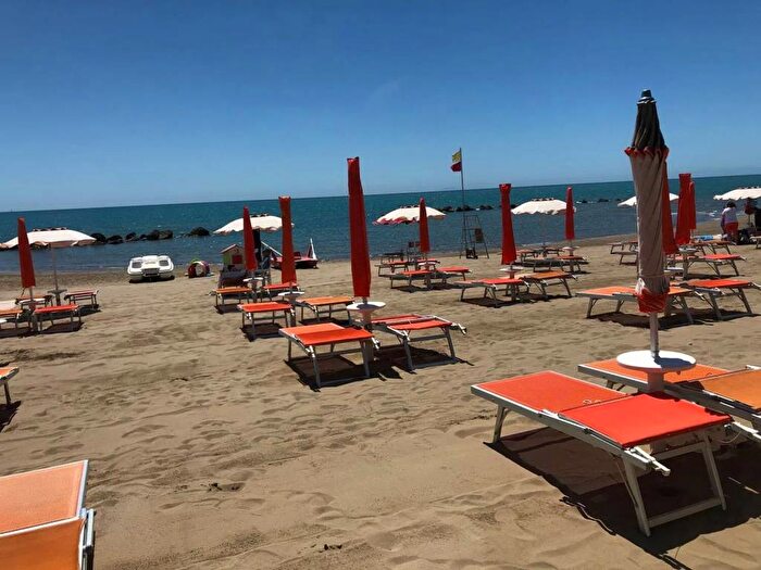 Appartamento quadrilocale in affitto in Via Ansedonia No Number, Castiglione Paese, Castiglione della Pescaia