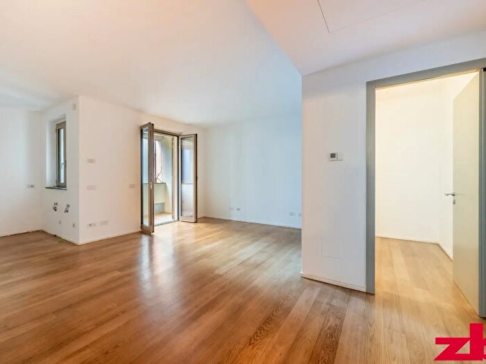 Appartamento quadrilocale in vendita in Via dell'Ulivo, Genova