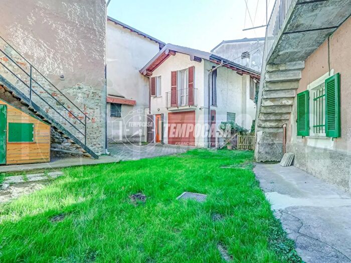 Appartamento bilocale in vendita in Gavirate