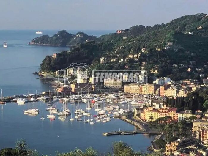 Appartamento quadrilocale in vendita in Via Tommaso Bottaro, Santa Margherita Ligure