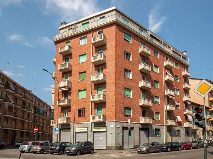 Appartamento trilocale in vendita in Via Luigi Salvatore Cherubini, Barriera di Milano, Torino