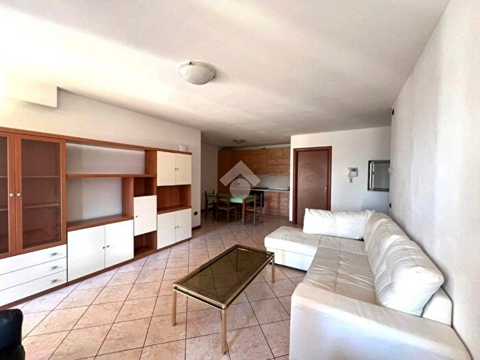 Appartamento quadrilocale in affitto in Via Gorizia, Centro, Clusone