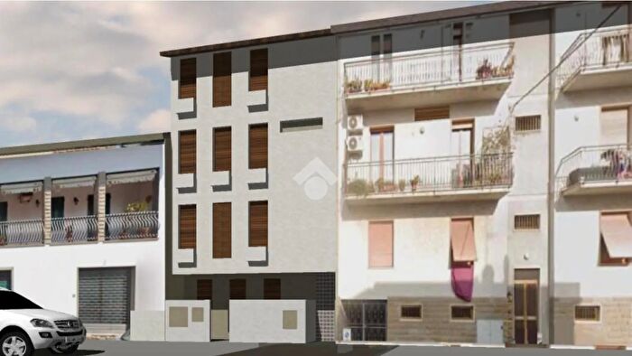 Casa con 5 locali in vendita in Via dellAlberaccio, Prato