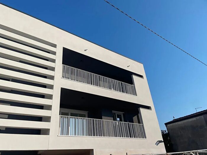 Appartamento quadrilocale in vendita in Via Comino, Padova