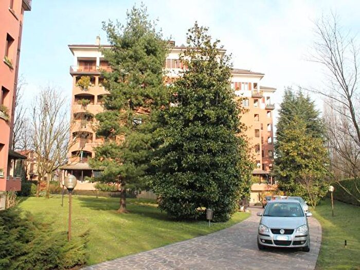 Appartamento con 5 locali in affitto in Viale Brianza, Parco, Monza
