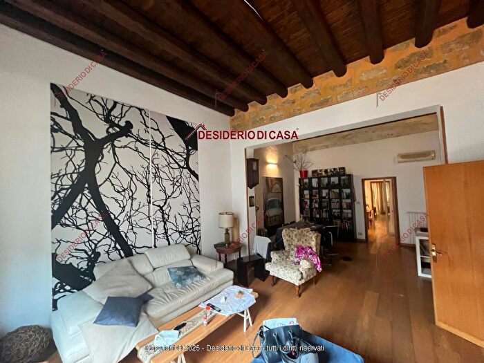 Appartamento trilocale in affitto in Via Benedetto Gravina Palermo, Palermo