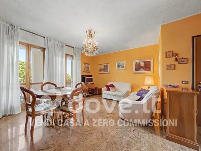 Appartamento trilocale in vendita in Via Giorgio Amendola, Segrate