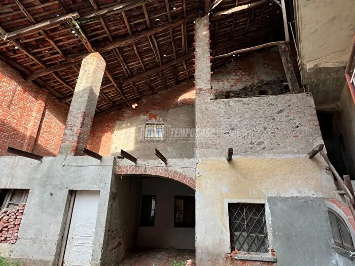 Appartamento quadrilocale in vendita in Fiorano Canavese