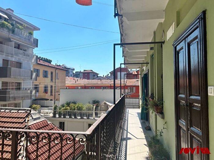 Appartamento bilocale in affitto in Via Riva di Trento, Corvetto, Milano