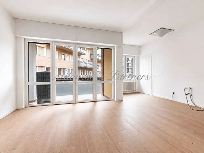 Appartamento trilocale in vendita in Via Divisione Julia, Bergamo