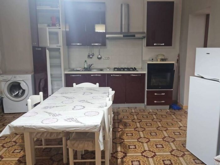 Appartamento quadrilocale in affitto in Via Caprera, Catanzaro Lido, Catanzaro