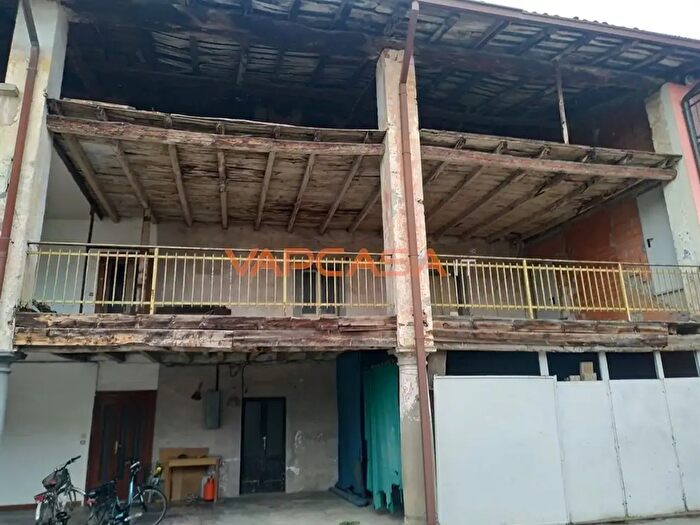 Casa in vendita in Via Trento, Mornico Al Serio