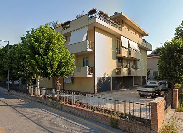 Appartamento quadrilocale in vendita in Via Minguzzi, Rimini