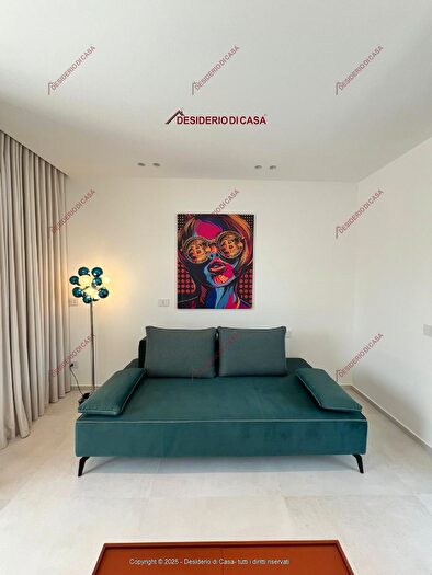 Casa quadrilocale in vendita in Lascari