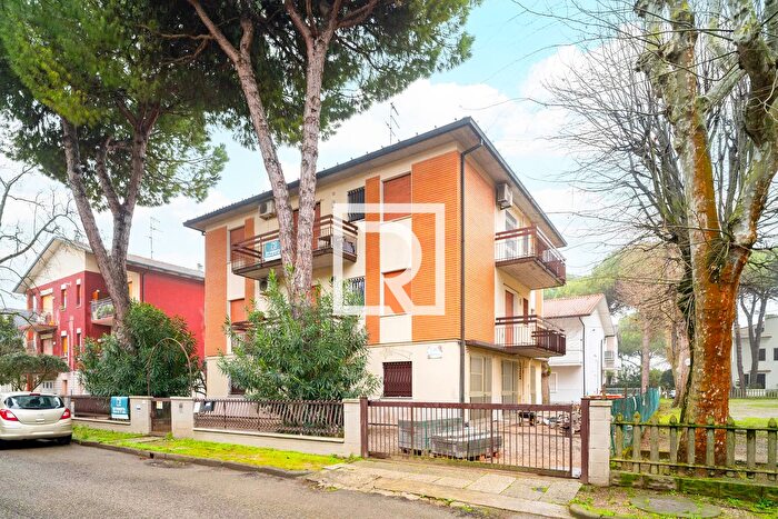 Appartamento trilocale in vendita in Giunone Cervia, Cervia