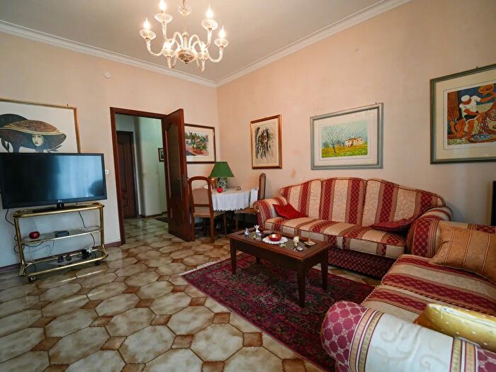 Appartamento trilocale in vendita in Viale Raffaello Sanzio, Catania