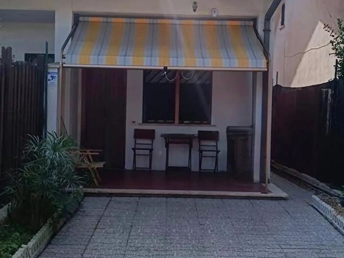 Casa trilocale in vendita in Viale Piave, Ardea