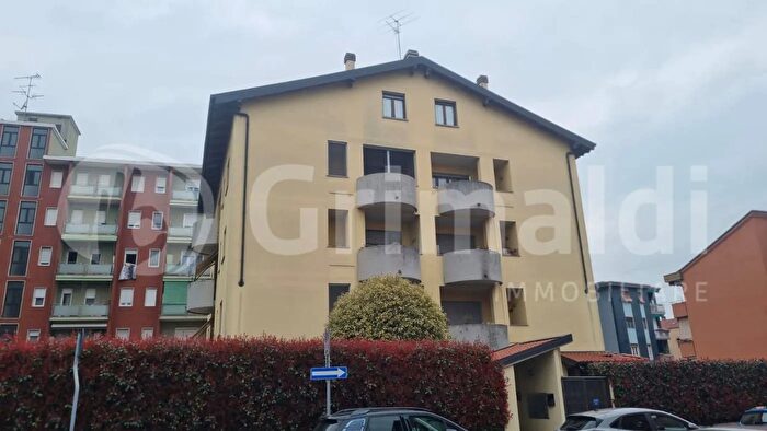 Appartamento bilocale in vendita in Via Arno, Sesto San Giovanni