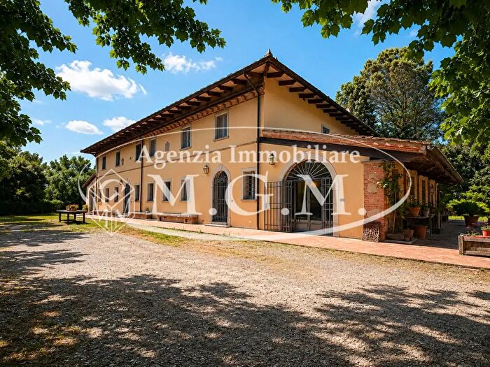 Casa con 6 locali in affitto in Fauglia