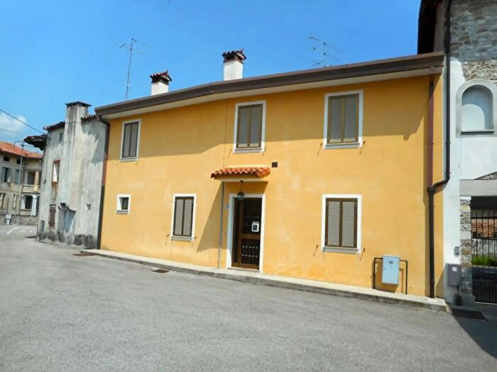 Casa trilocale in vendita in Cavasso Nuovo