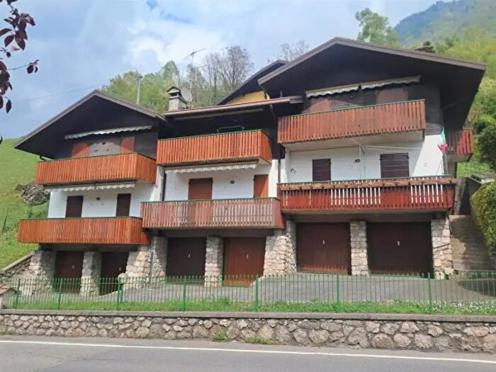 Appartamento bilocale in vendita in Via Divisione Tridentina, Serina