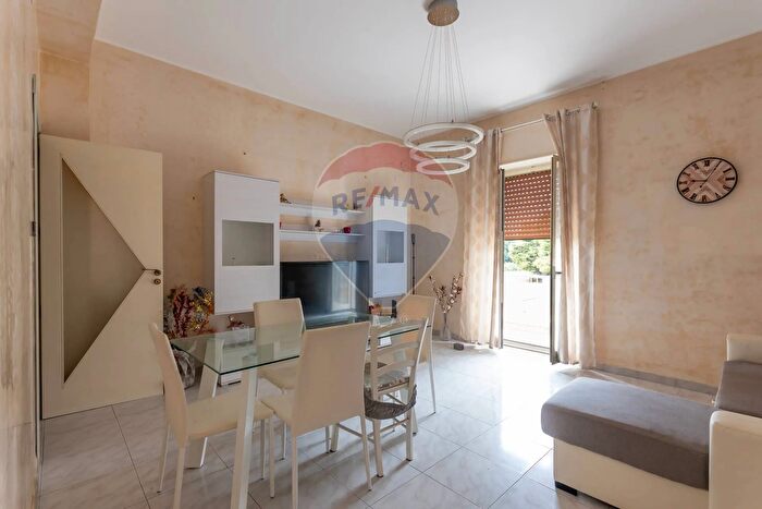 Appartamento con 5 locali in vendita in Via Torino, Siracusa