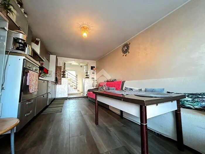 Casa quadrilocale in vendita in Via Ospedale, Montebelluna