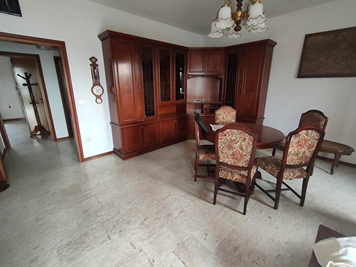 Appartamento quadrilocale in vendita in Strada Po di Primaro, Argenta