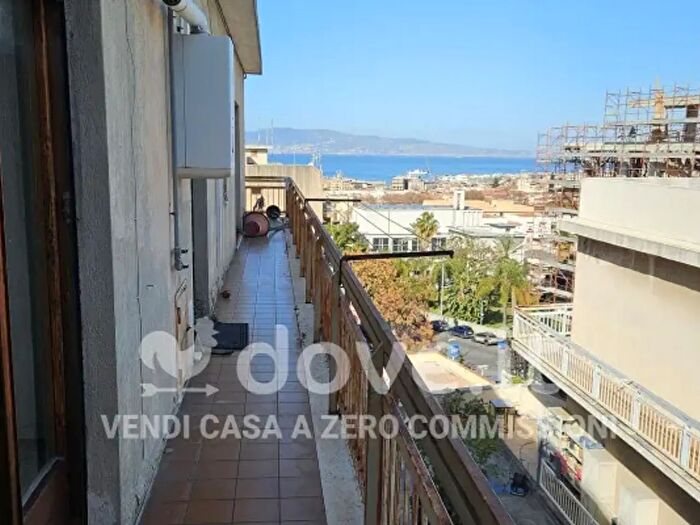 Appartamento con 5 locali in vendita in Via Vallone Petrara Snc, Reggio Calabria