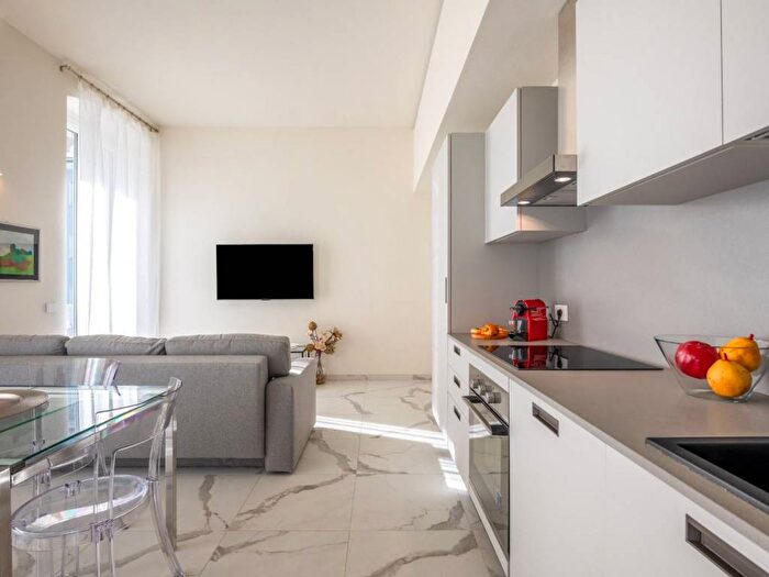 Appartamento quadrilocale in affitto in Viale Mazzini, Centro, Sestri Levante