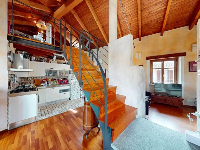 Case in Vendita e in Affitto - 3