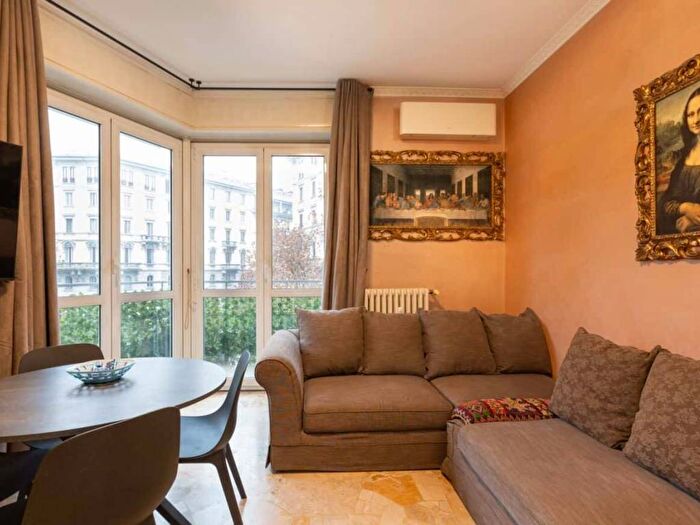 Appartamento trilocale in affitto in Via Enrico Nöe, Città Studi, Milano