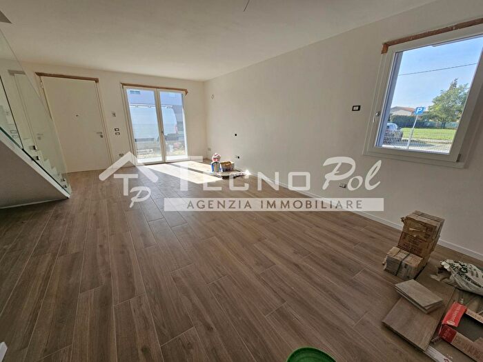 Casa quadrilocale in vendita in Campodarsego