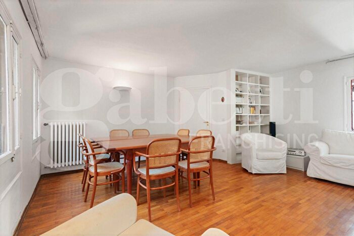 Appartamento con 5 locali in vendita in San Marco, Venezia