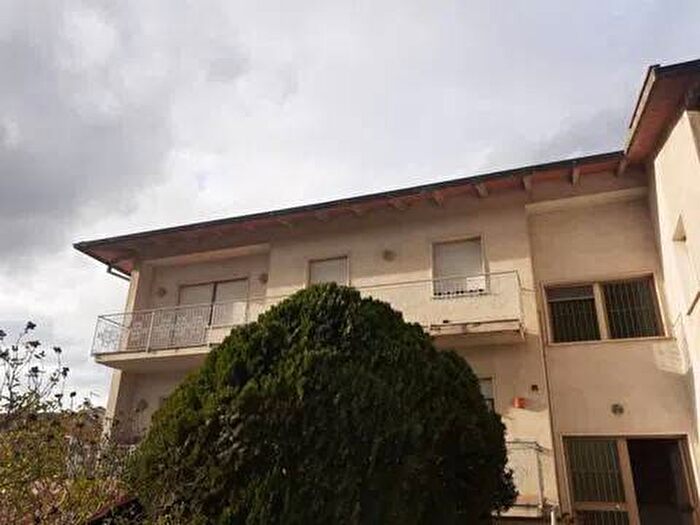 Appartamento con 5 locali in affitto in Querce, Centro, Santa Maria a Monte