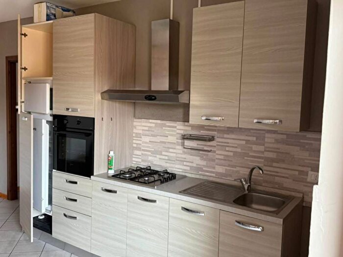 Appartamento bilocale in affitto in Via Borgo Nuovo, Centro, Strambino