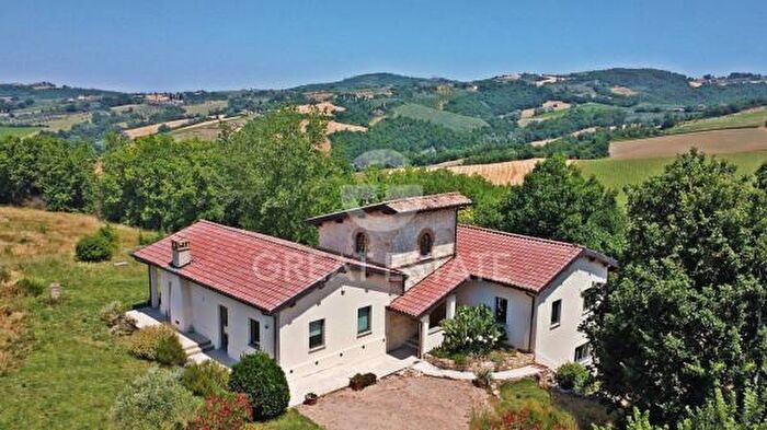 Casa con 6 locali in vendita in Voc Ripaioli, Todi