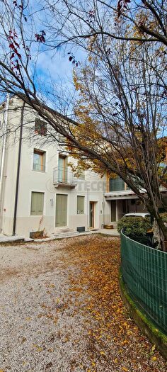 Appartamento quadrilocale in vendita in Via Canova, Isola Vicentina