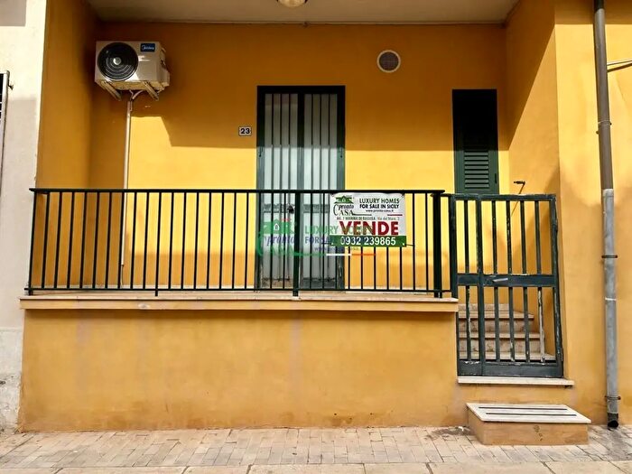 Appartamento monolocale in affitto in Via Magellano, Ragusa