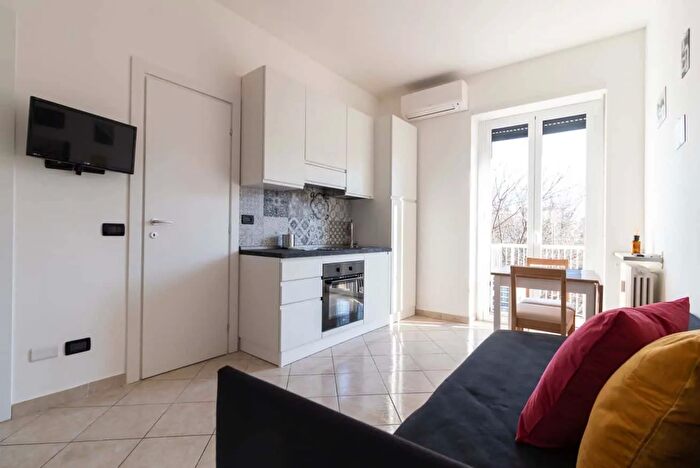 Appartamento monolocale in affitto in Piazza Agrippa, Milano