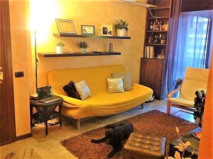 Appartamento bilocale in affitto in Via Dei Guarneri, Vigentino Fatima, Milano
