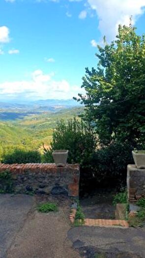 Casa quadrilocale in vendita in Orvieto